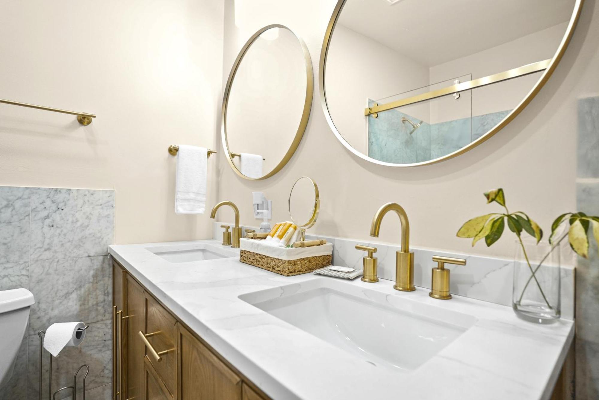 The Mary Anne Boutique Hotel Usvi Шарлот Амали Екстериор снимка